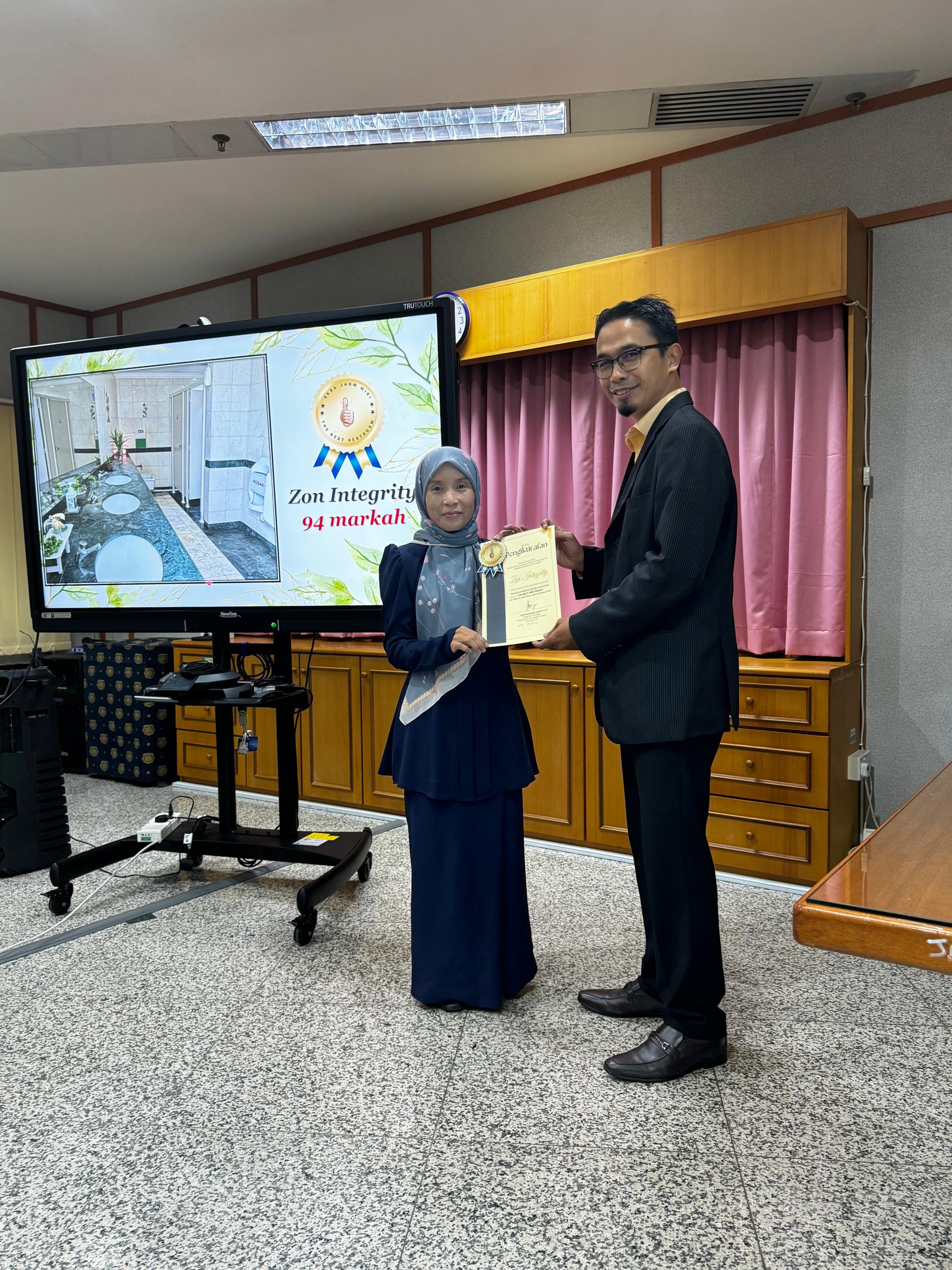 - MOHAMAD SYUKRI BIN BOSRI ANM-MIRI